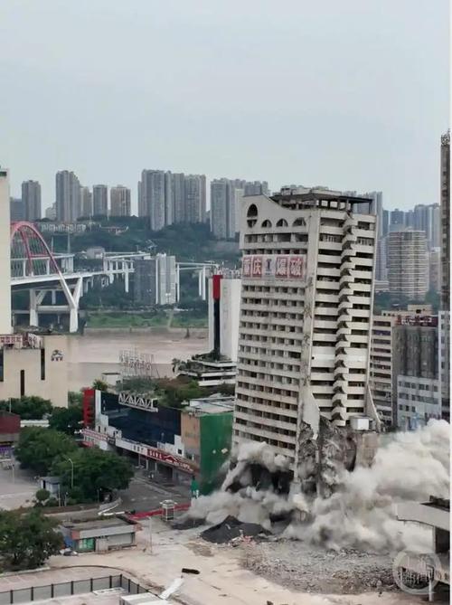 告別與重生 菜園壩火車站爆破拆除側記